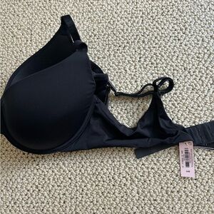 Never worn black Victoria secret bra size 34B